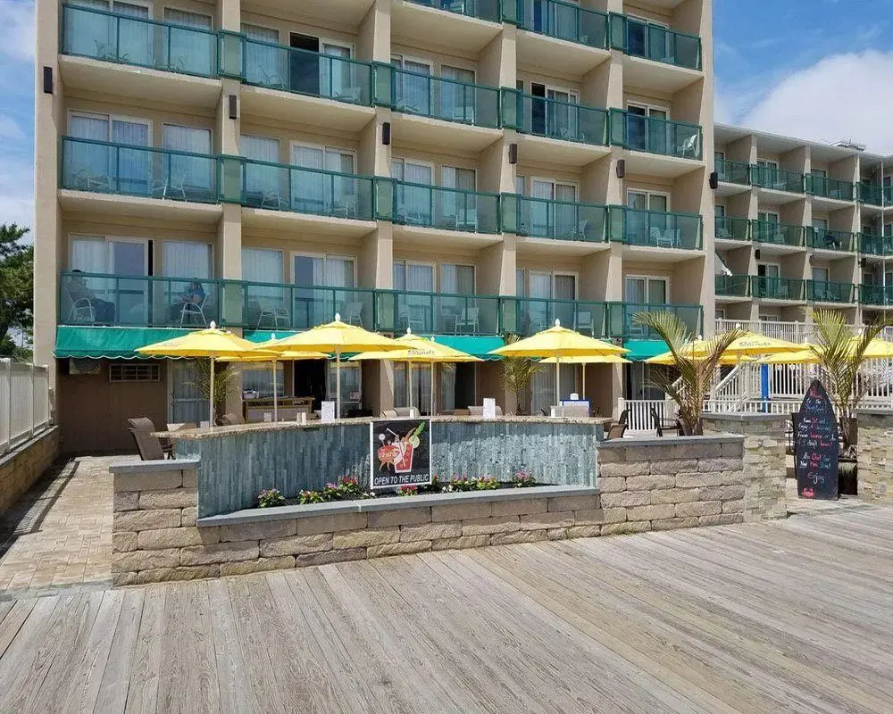 The front of the hotel at Sandcrab beach bar on the boardwalk.